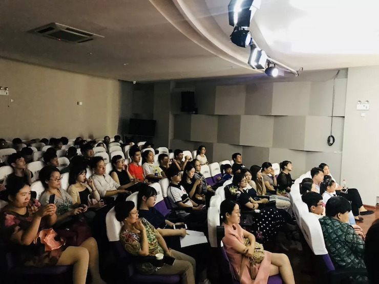利来w66艺术家鲍释贤安徽省巡讲“读谱与琴谱的版本选择”(芜湖站)圆满落幕