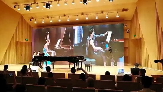 活动报道 | “科技助力，跨越时空”，小鹿纯子携手刘明康共享中日音乐盛宴